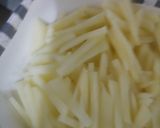 A picture of step 1 of Crispy aloo lacha pakoray.