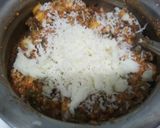 A picture of step 1 of Cheesy pullover pizza breadpuff.