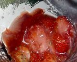 Foto langkah ke 1 dari resep Strawberry tea.