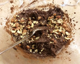 Foto del passaggio 5 della ricetta Salame al cioccolato con le nocciole