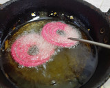 பீட்ரூட் முறுக்கு (beetroot murukku recipe in tamil) ரெசிபி ஸ்டேப் 2 புகைப்படம்