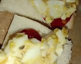 A picture of step 2 of Egg sandwich.