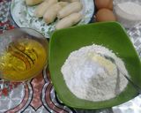 Foto langkah ke 1 dari resep Bolu Pisang Kukus.