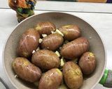 Фото кроку 3 до Картофель 🥔 в пряных 🍲травах.