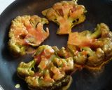 Foto del paso 5 de la receta: Bocadillo de brócoli y queso de papa!!!🤔🤨😐🥪🥦🌶🥔🥕🍞🧀🍟🥪