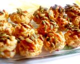 Baconos pogácsa, tökmaggal recept fázis 4 fotója