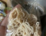 Foto langkah ke 1 dari resep Mie Telur Kuah Seblak.