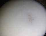 A picture of step 2 of Mango milk cake.
