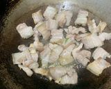 รูปขั้นตอนการทำที่ 3 ของ หมูสามชั้นผัดถั่วฮอยซินซอส
