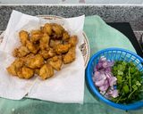 รูปขั้นตอนการทำที่ 3 ของ ลาบไก่ทอด