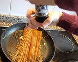 Foto del paso 2 de la receta: Pasta all'assassina