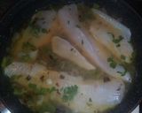 Foto del paso 2 de la receta Guiso de pescadilla con refrito de verduras