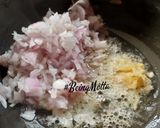 A picture of step 2 of Kaju-Gathiya Nu Shaak(Curry).