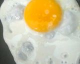 Foto langkah ke 1 dari resep Telur ceplok kecap lombok ijo Mommylicious.
