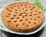 A picture of step 5 of Peanut Butter Tart.
