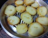 Foto del paso 4 de la receta Nidos de patata y gulas