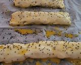 Foto del paso 3 de la receta: Mini rollitos de hojaldre con queso brie y sobrasada