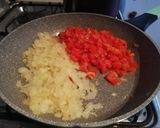 Foto del paso 2 de la receta: Guiso de garbanzos con longaniza