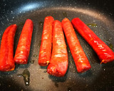 Foto del paso 1 de la receta: Chistorra con patata y zanahoria al miel de romero