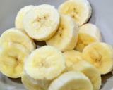 Une image de l'étape 1 de Glace banane au éclats de chocolat.