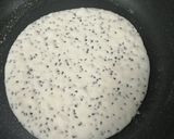 A picture of step 3 of Saj Kubus with Black pill seeds.
