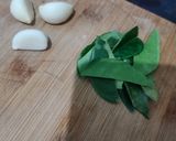 Foto langkah ke 1 dari resep Nasi Goreng Daun Jeruk.