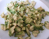 Foto del paso 3 de la receta: Tartar de atún y aguacate con gelatina de tomate