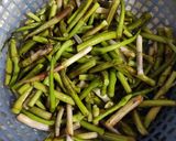 Hình bước làm 1 của món Canh bồng khoai(ngó khoai) nấu tôm