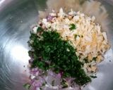 Foto del paso 2 de la receta: Causa limeña típica peruana (ensaladilla)