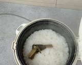 Foto langkah ke 2 dari resep MANGO Sticky Rice Sushi.