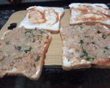 A picture of step 1 of Leftover Aloo Sandwich.