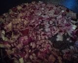 Lilahagymás, gombás tarja, füstölt sajt “szigeteléssel” recept fázis 2 fotója