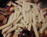 Foto del paso 5 de la receta: Revuelto de Berenjena y Tomate con pasta 🍆🍅