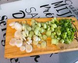 Une image de l'étape 5 de Salade Feuille de Chêne aux Oignons Nouveaux et Persil Plat.