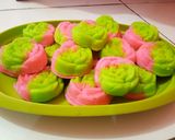 Foto langkah ke 5 dari resep Bolu kukus Bunga Mawar.