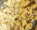Foto del paso 3 de la receta: Revuelto de Setas y Huevos