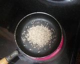 Foto del paso 1 de la receta: Contramuslos asados en freidora de aire con papas arrugas, piña y mojo verde