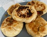 Une image de l'étape 4 de Naan fourré viande hachée et fromage.