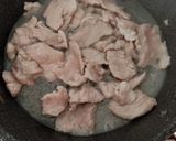 Hình bước làm 2 của món Dưa leo Xào Nấm- Thịt