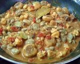 Foto del paso 10 de la receta: Trucha asalmonada con guarnición de gambas y verduras