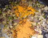 A picture of step 6 of Yellow noodles.
