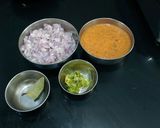 A picture of step 2 of Paneer Lababdar.