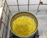 Foto langkah ke 1 dari resep Mie Goreng Bumbu Kacang.