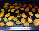 Hình bước làm 2 của món Khoai deo (gieo) ngày xưa