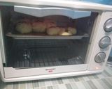 Foto langkah ke 5 dari resep Roti simple tanpa mixers.