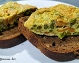 Foto del paso 7 de la receta: Tortilla de espárragos y rebozuelos