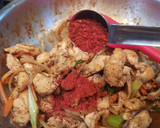 Foto langkah ke 3 dari resep Spicy Sesame Chicken.