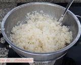Foto del paso 1 de la receta: Ensalada de huevo arróz y papas! Fácil♡