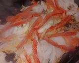 Foto del paso 3 de la receta: Costeletas de cerdo a la plancheta con fideos