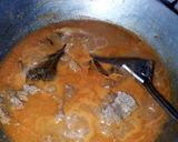 Foto langkah ke 3 dari resep Semur daging kentang pedas.